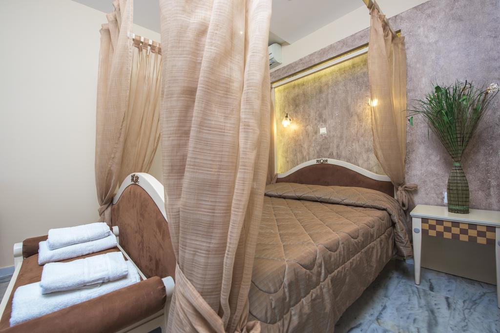 Mouse Island Perama (Corfu) Quarto foto